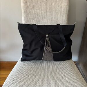 Stella & Dot Elegant Gray and Silver Bag